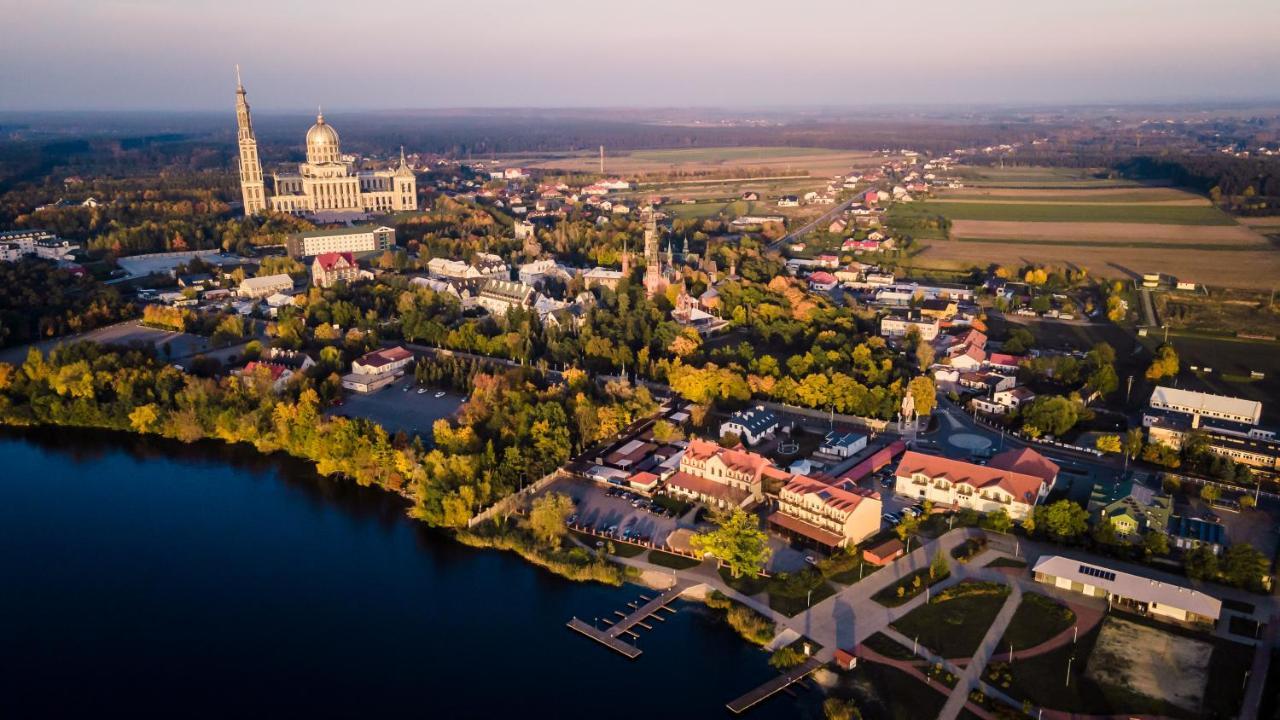 Hotel Stara Gorzelnia Licheń Eksteriør bilde