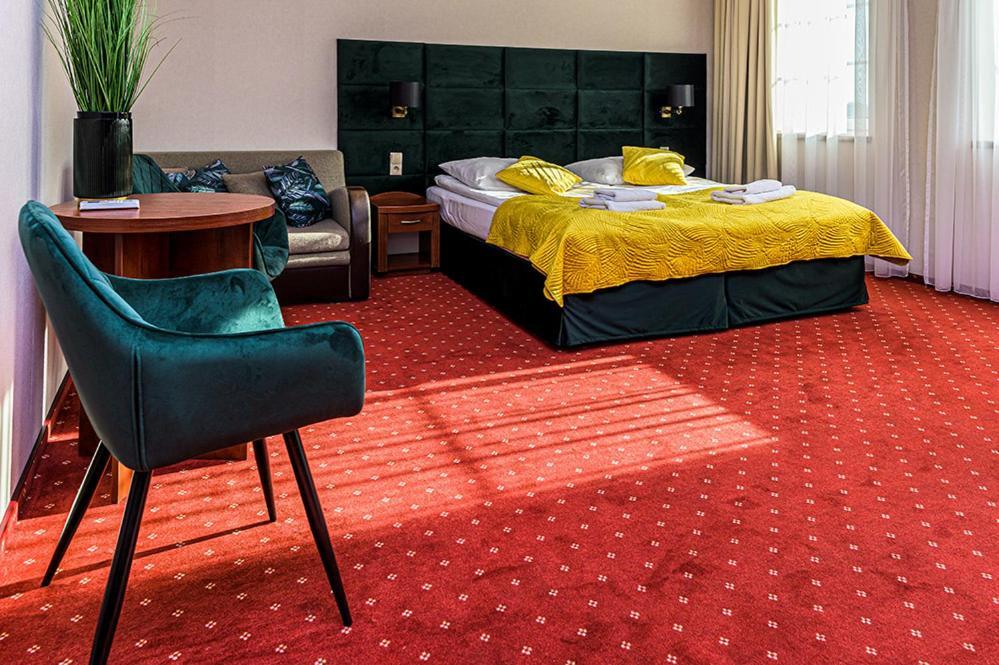 Hotel Stara Gorzelnia Licheń Eksteriør bilde
