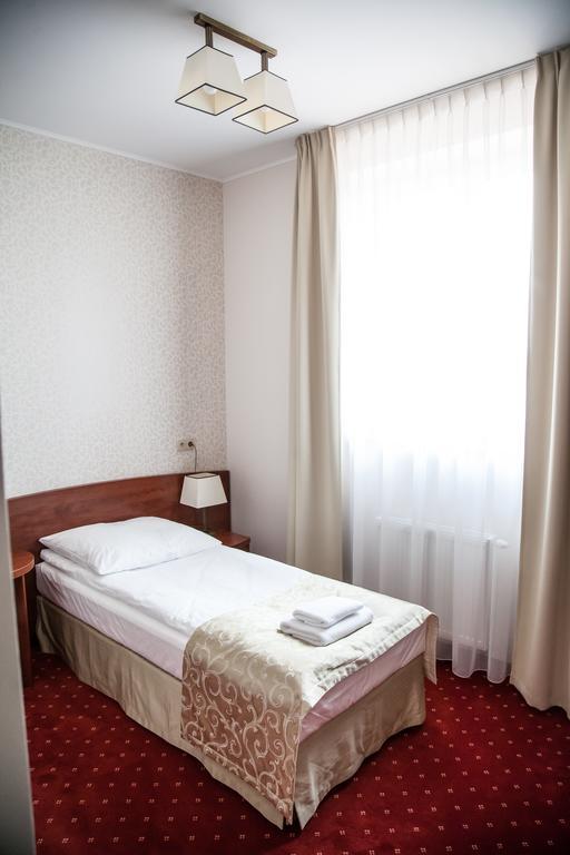 Hotel Stara Gorzelnia Licheń Rom bilde