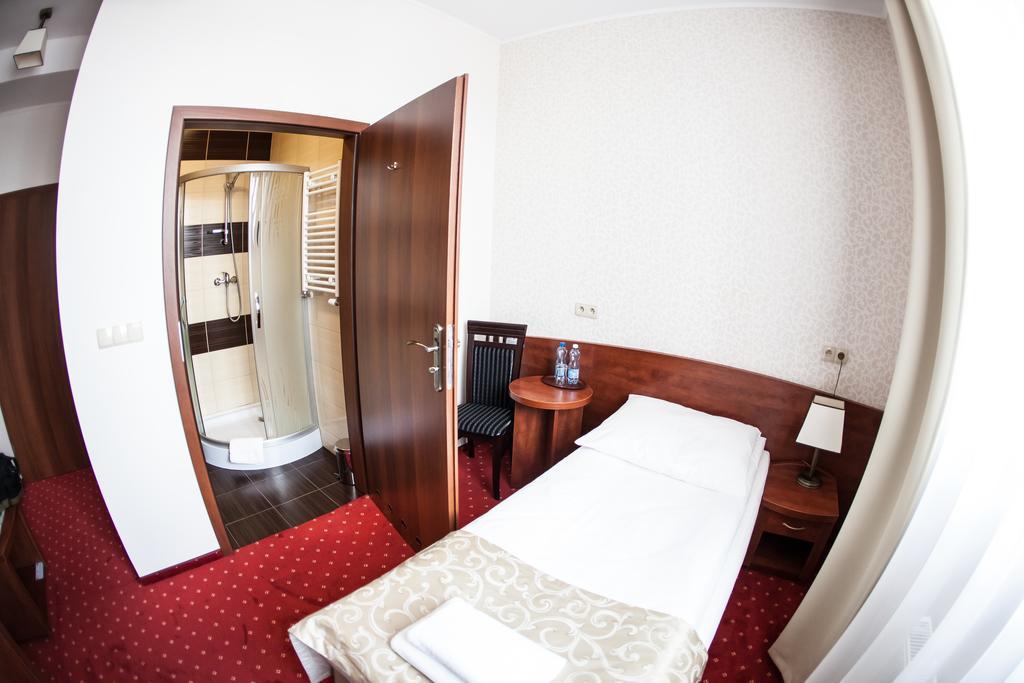 Hotel Stara Gorzelnia Licheń Rom bilde