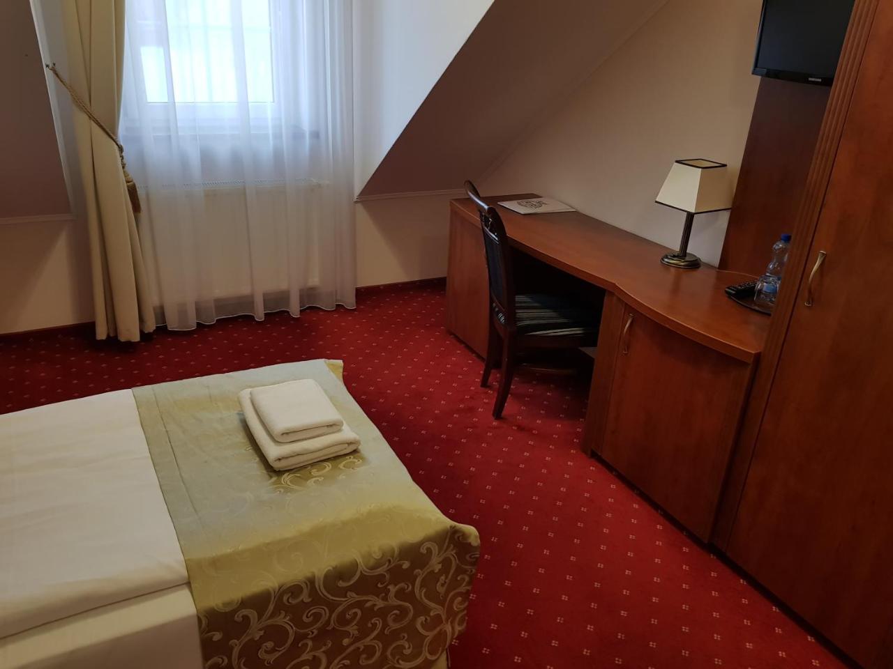 Hotel Stara Gorzelnia Licheń Eksteriør bilde