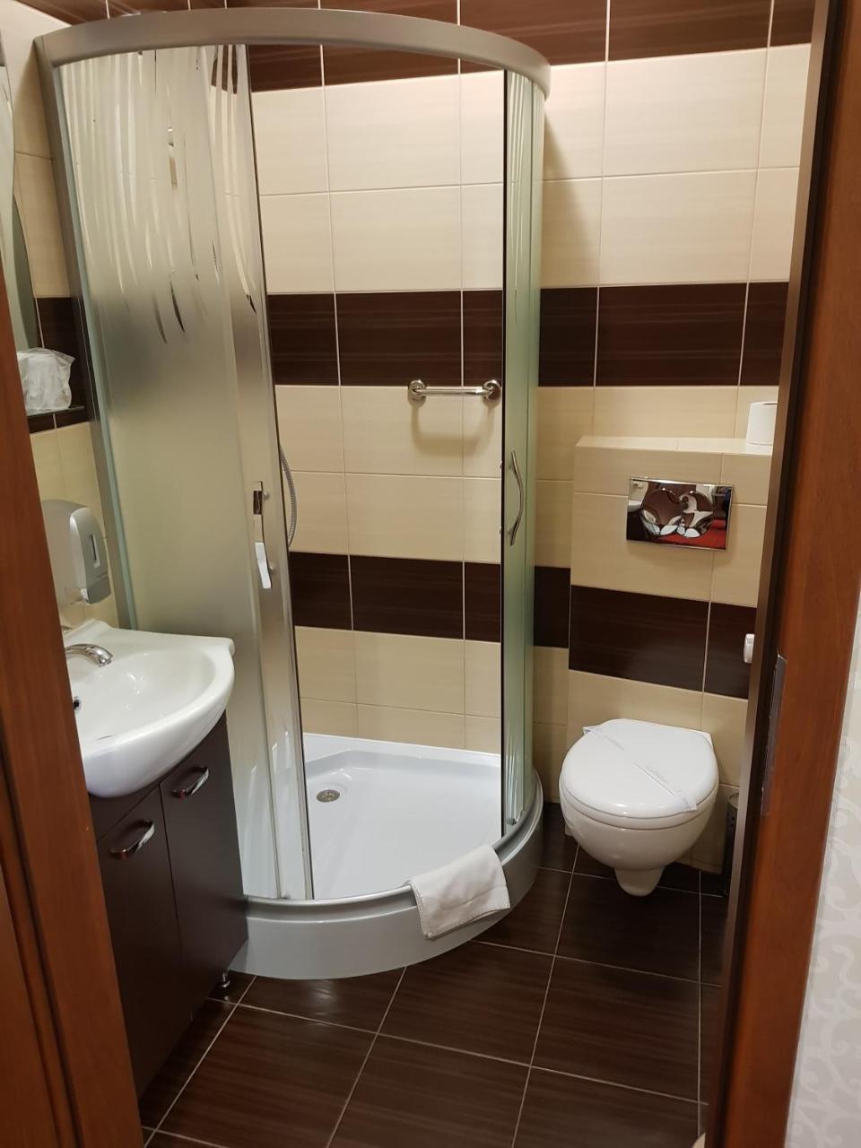 Hotel Stara Gorzelnia Licheń Eksteriør bilde